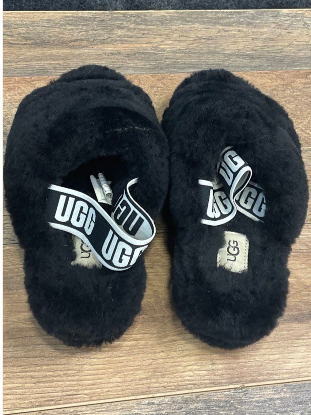 UGG  Black Fluff Sandal with Branded Strap